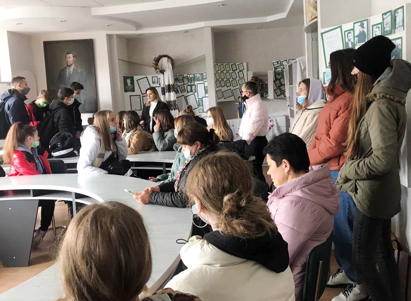 Музей Володимира Гнатюка відвідали учні та вчителі Тернопільської ЗОШ № 16 ім. В. Левицького